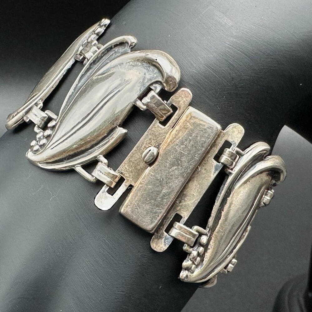 Silver Laurel Bracelet .925 Sterling Silver | Linked Leaf Motif | Vintage Design